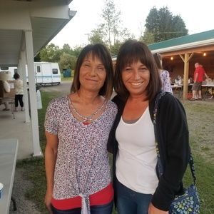 Meet your Posher, Debbie